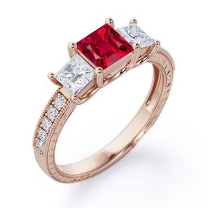 Bague de Mariage Classique en Argent Sterling 925 Plaqué Or avec Rubis et Zircon Créés en Laboratoire de 1,25 Carat, Certifiée par un Certificat Tierce Partie, Coupe Princesse - Product Image 5
