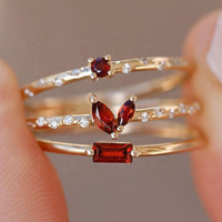 Bague Fine pour Femme en Argent Sterling 925 Plaqué Or avec Moissanite, Quartz Rose et Cristal, Personnalisée pour Mariage – Vente en Gros