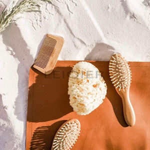 Set de Cepillo y Peine de Madera para Bebés con Logotipo Personalizado, Cepillo para el Cabello y el Cuero Cabelludo para Niños Pequeños - Product Image 5