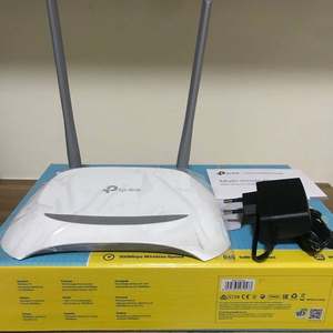 Router Inalámbrico TP-LINK TL-WR841N de 300Mbps, Largo Alcance, Atraviesa Paredes, 4 Puertos LAN, Fácil Configuración, Firewall, VoIP, WEP, 5G para Hogar y Pequeñas Empresas - Product Image 3