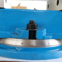 Étau de machine CNC Tiger série QM, mâchoires réglables 4 directions, en fonte, pour centre d'usinage 4/5 axes, accessoires d'outillage haute précision