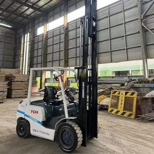 Chariots élévateurs d'occasion abordables KOMATSU FD30 Chariot élévateur diesel d'occasion 3 tonnes KOMATSU FD30 KOMATSU FD30 d'occasion en stock - Product Image 1