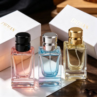 Nouvel Arrivage – Flacon de Parfum Vide 50ml Personnalisé Bleu Dégradé avec Bouchon Créatif en Alliage de Zinc – Flacon Vaporisateur en Verre