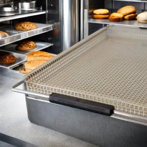 Ekmek pişirme ve kurutma makinesi hizmet için özelleştirilmiş gıda sınıfı paslanmaz çelik 304/316 tel ağ tepsi delikli delme tepsisi