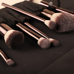 Juego de brochas de maquillaje, 7 piezas, pelo sintético, mango de madera, forma redonda, para aplicación de base - Product Image 2