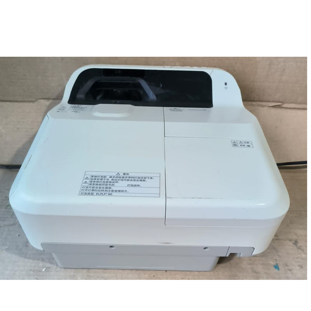 CB-675W high-definition projector with 3500lumensprojection (for home/office use)98% new Standard resolution: 1280*80