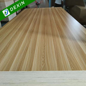 Contreplaqué mélaminé imperméable de 18 mm à grain de bois, panneau marin stratifié à âme combinée pour meubles - Product Image 3