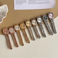 Montres pour femmes en acier inoxydable avec calendrier, montres classiques vintage pour étudiantes, montres pour femmes avec diamants et date