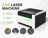 Graveur laser CO2 à double tête CNC 1390, découpeuse laser CO2 d'un fabricant chinois.