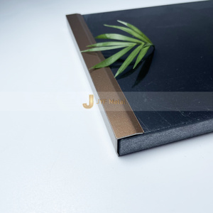 Profilé en métal en acier inoxydable en forme de L, anti-traces de doigts, durable, étanche, décoratif, pour la décoration des hôtels et des appartements - Product Image 4