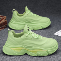 Chaussures décontractées tendance pour homme, en cuir, style sport, à semelle épaisse, pour étudiant, nouvelle collection automne 2026