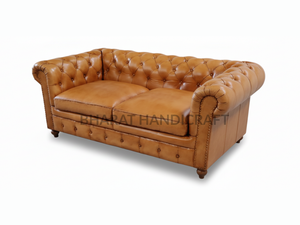 Sofá Chesterfield de Cuero de 2 Plazas, Diseño Clásico Tapizado, Asientos Profundos y Cómodos, Elegante y Duradero, Perfecto para la Sala de Estar - Product Image 6