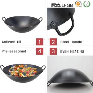 Chảo gang truyền thống có thể tùy chỉnh kích thước 34-70cm, thép carbon, dày <span class=keywords><strong>1</strong></span>.5mm, màu đen, có hai quai cầm, dùng cho nhà hàng - Product Image 3