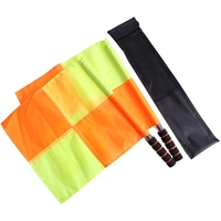 Ensemble de drapeaux d'arbitre de football pour le football Drapeaux de juge de ligne à carreaux Cartes d'arbitre avec livre d'enregistrement et crayon Sifflet d'arbitre pour le sport