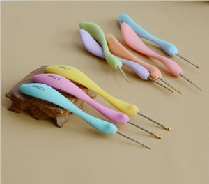 Aguja de Ganchillo de Encaje con Mango Curvo Grande, Diseño de Mango Suave, Juego de Ganchos de Ganchillo de Aluminio - Product Image 5