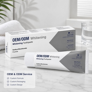 <span class=keywords><strong>Dentifrice</strong></span> blanchissant OEM/ODM <span class=keywords><strong>avec</strong></span> <span class=keywords><strong>bicarbonate</strong></span> <span class=keywords><strong>de</strong></span> <span class=keywords><strong>sodium</strong></span> et fluorure, saveur menthe, usage quotidien, soin des dents, 75 ml - Product Image 1