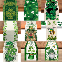 Chemin de table imprimé pour la Saint-Patrick, 13 * 72 pouces, chemin de table vert trèfle porte-bonheur, utilisé pour la décoration de la Saint-Patrick