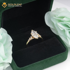 แหวนแต่งงานผู้หญิงทรงมาร์คีส์ประดับเพชรแล็บโกรว์เคลือบทองคำขาว 14K ได้รับการรับรองจาก IGI รุ่นโกลด์ลีฟ สีขาว D สำหรับผู้หญิง ดีไซน์ทันสมัย - Product Image 3