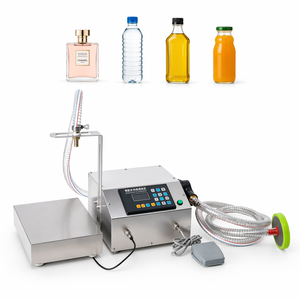 Machine <span class=keywords><strong>de</strong></span> remplissage semi-automatique pour liquides (produits chimiques, huiles, jus) avec contrôle numérique et remplisseur pondéral à commande par pédale - Product Image 1