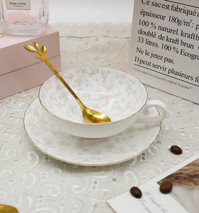 Nhà Máy Outlet Tùy Chỉnh Mỏng Tinh Tế Xương Trung Quốc <span class=keywords><strong>Cup</strong></span> Cho <span class=keywords><strong>Espresso</strong></span> Phong Cách Mộc Mạc Vàng Rim Sang Trọng Tùy Chỉnh Gốm - Product Image 1