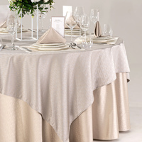 Ensemble de nappes superposées en jacquard élégant, couleur champagne unie pour la superposition et la base