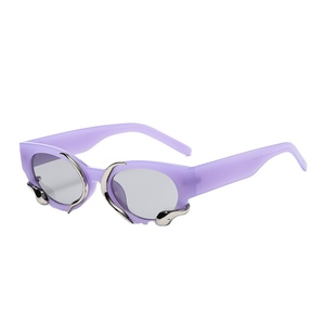 2024 New Personalized Fashion Solid Snake Sunglasses Small Oval <b>Frame</b> Y2K Retro Cat Eyes Sunglasses - Product Image 3