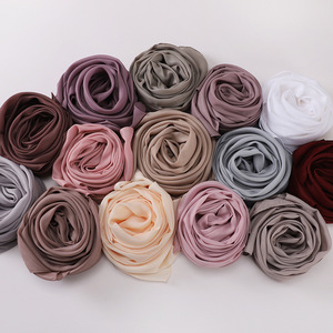 Toptan düz endonezya malezya popüler moda pırıltılı tırmanmak müslüman hicap Tudung Bawal Polyester şal uzun bayanlar eşarp - Product Image 2