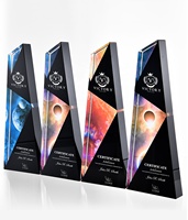 Conception simple cristal clair plaque colorée forme verre noir sport basket-ball MVP Sports Trophy Awards personnalisé