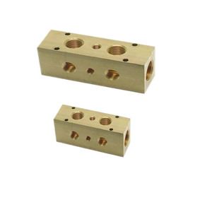 Bloque <span class=keywords><strong>de</strong></span> colector <span class=keywords><strong>de</strong></span> latón y cobre, línea <span class=keywords><strong>de</strong></span> freno, T con ajuste <span class=keywords><strong>de</strong></span> ajuste <span class=keywords><strong>en</strong></span> bloque <span class=keywords><strong>de</strong></span> unión, servicio <span class=keywords><strong>de</strong></span> torneado <span class=keywords><strong>de</strong></span> mecanizado CNC <span class=keywords><strong>de</strong></span> alta temperatura - Product Image 3