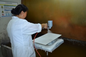 Recubrimiento Superior Blanco <span class=keywords><strong>de</strong></span> Poliuretano Anti-Amarilleo <span class=keywords><strong>de</strong></span> Alto Brillo <span class=keywords><strong>para</strong></span> Muebles <span class=keywords><strong>de</strong></span> <span class=keywords><strong>Madera</strong></span>, <span class=keywords><strong>Pintura</strong></span> <span class=keywords><strong>de</strong></span> Acabado Blanco <span class=keywords><strong>de</strong></span> Poliuretano 2K - Product Image 5