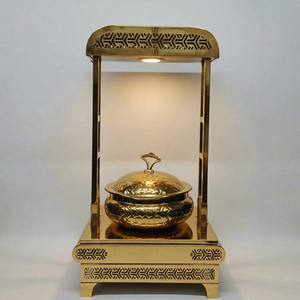 Chauffe-Plats Premium Gold Station avec Lampe Chauffante Intégrée et Cadre à Motifs Géométriques – Vente en Gros Inde - Product Image 1