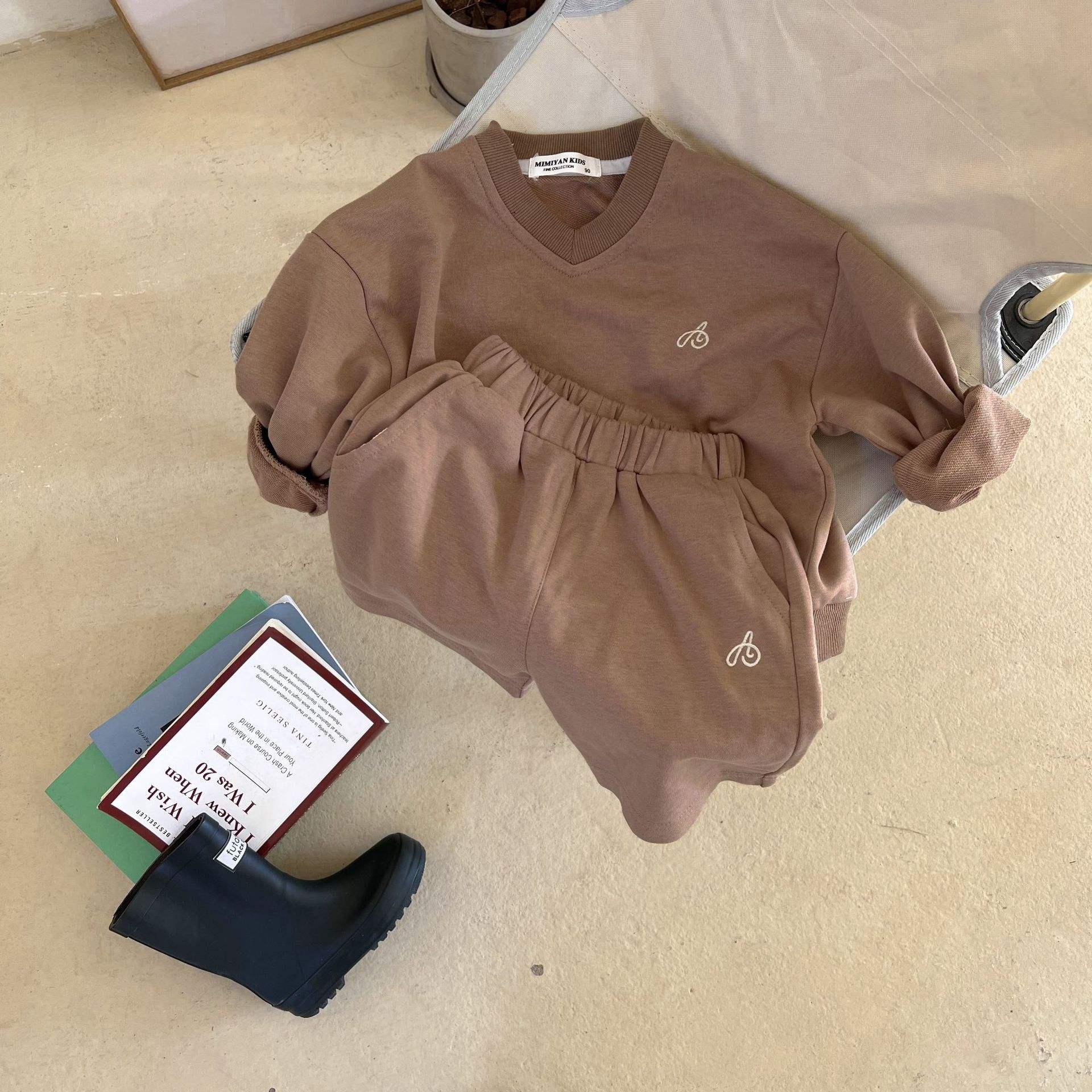 สีน้ำตาล