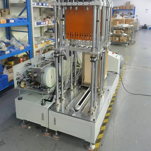Robot de serrage automatique de vis haute précision avec plusieurs têtes à couple élevé pour le vissage de vis dans le travail du bois - Product Image 3