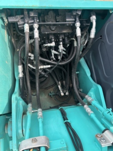 Excavadora de cadenas Kobelco SK140LC usada de 14 toneladas, excavadora hidráulica en venta - Product Image 6