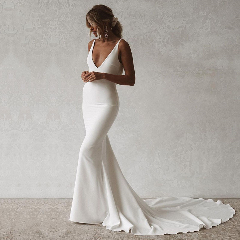Plain Wedding Dresses - Elegant and Stylish Solutions