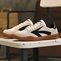 Chaussures de skate rétro vintage pour hommes, dessus en mesh respirant, semelle en caoutchouc, color block, lacets, baskets décontractées pour le quotidien et les sorties en ville