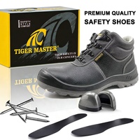 Bottes de sécurité industrielles OEM CE S1P à embout large en acier, anti-perforation, antistatiques, antidérapantes, résistantes à l'huile et aux acides, semelle en PU pour hommes