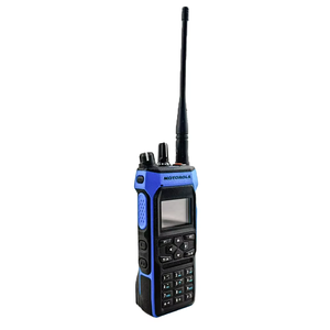 Radio bidirectionnelle portable R7EX NKP DMR certifiée ATEX IECEx IP68 avec GNSS WiFi pour les installations pétrolières, gazières et chimiques - Product Image 2