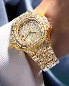 PINTIME 008 <span class=keywords><strong>Montre</strong></span> de luxe à quartz pour homme, style hip-hop, étanche au quotidien, personnalisée avec strass, bracelet en acier inoxydable - Product Image 2