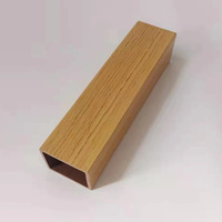 Columna de Entrada Cuadrada de Madera y Plástico, Material WPC para Techo Interior