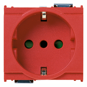 เต้ารับสีแดง 2P+T 16A P30 พร้อมขากราวด์ สำหรับใช้งานภายในอาคาร - Product Image 1