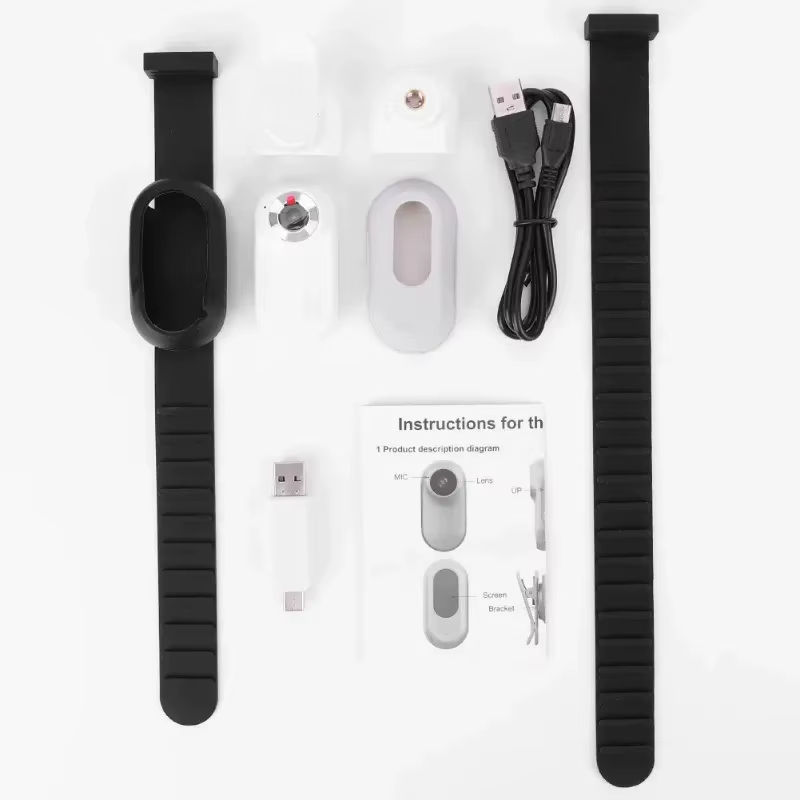 Abito bianco con colletto