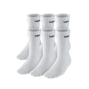 Wholesale fashion custom logo white cotton luxury winter unisex sports socks with packaging