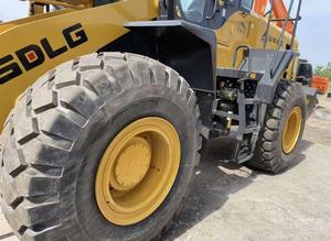 รถตัก956F 5Ton พับได้956 sdlg เครื่องจักรก่อสร้างที่มีคุณภาพดีรถตักล้อยางด้านหน้า - Product Image 4