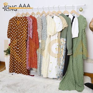 Preloved Ropa usada Vestidos de seda Ropa de moda elegante para mujer a granel Vestido de segunda mano <span class=keywords><strong>Lobito</strong></span> - Product Image 6