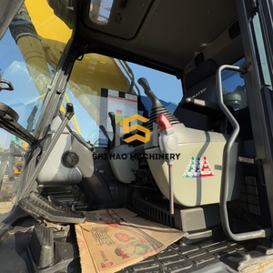 Excavadora de cadenas Komatsu PC240 de 24 toneladas, original japonesa, de segunda mano, con retroexcavadora, para nivelación de terrenos. - Product Image 3