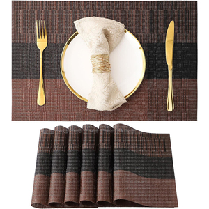 Napperon brodé en coton et lin et polyester dorés Style plaid rond pour table à manger de mariage ou de cuisine - Product Image 1