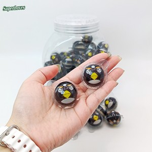 Chicle de burbujas con forma de pájaros enojados, chicle de burbujas con diseño de tatuaje, chicle de dibujos animados lindo para fiestas infantiles, fabricantes de chicle. - Product Image 4