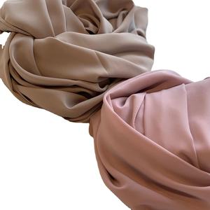 Hijh优质不透明雪纺围巾时尚柔软透气麦地那真丝紧身拼接头巾围巾女士其他围巾 - Product Image 2