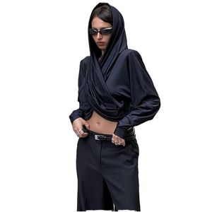 Hoodies courts noirs respirants à manches longues et froncés pour femmes, style streetwear d'été, vente en gros pour fabricants - Product Image 1